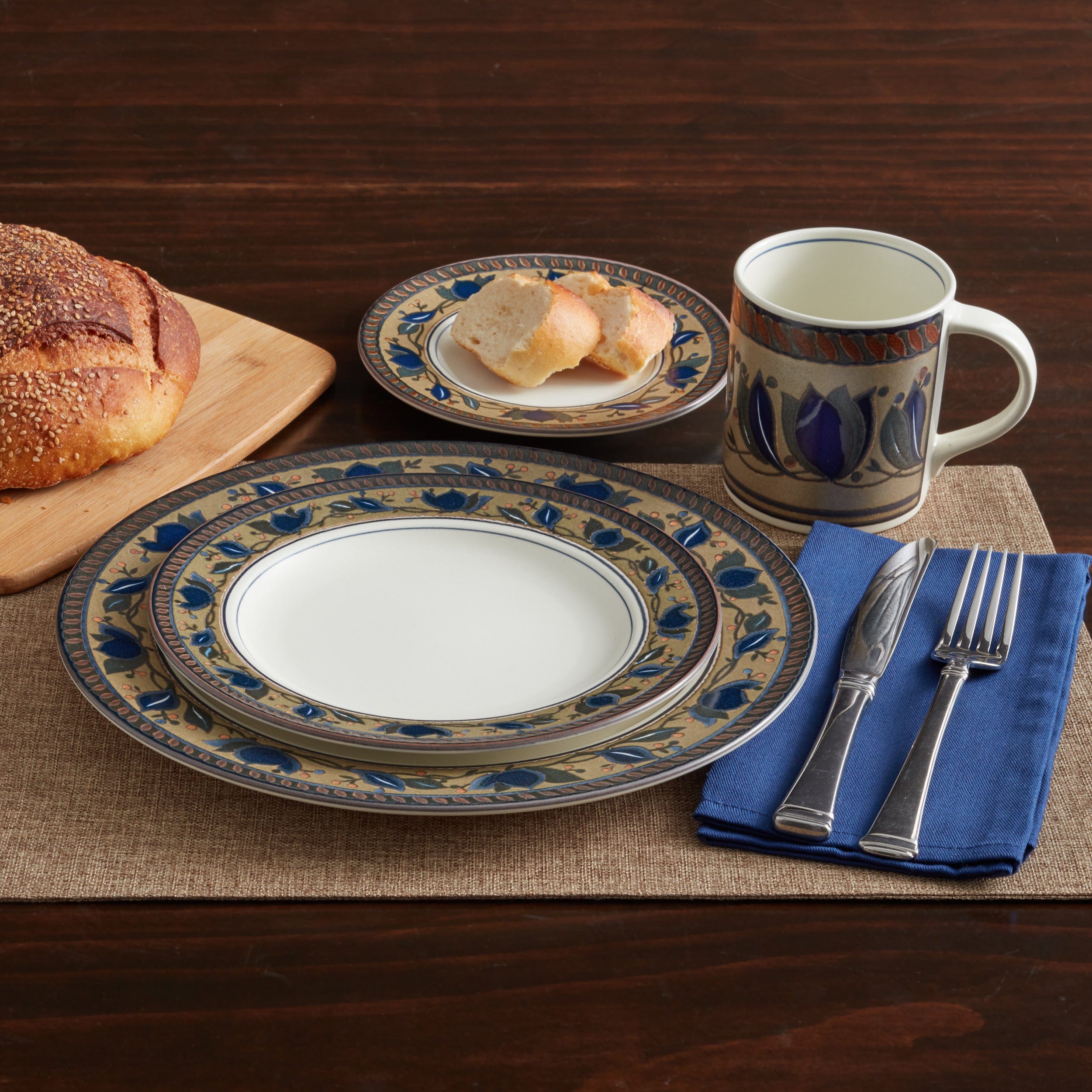 Arabella® Dinner Plate