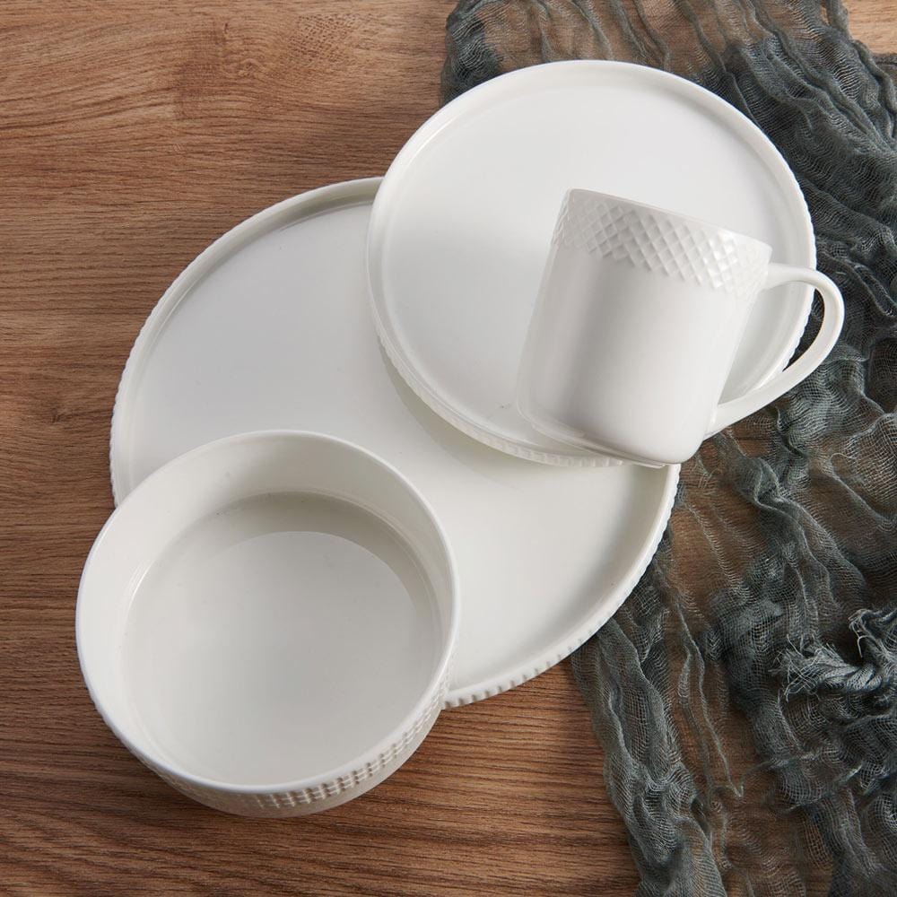Camila 16 Piece Dinnerware Set, Service for 4