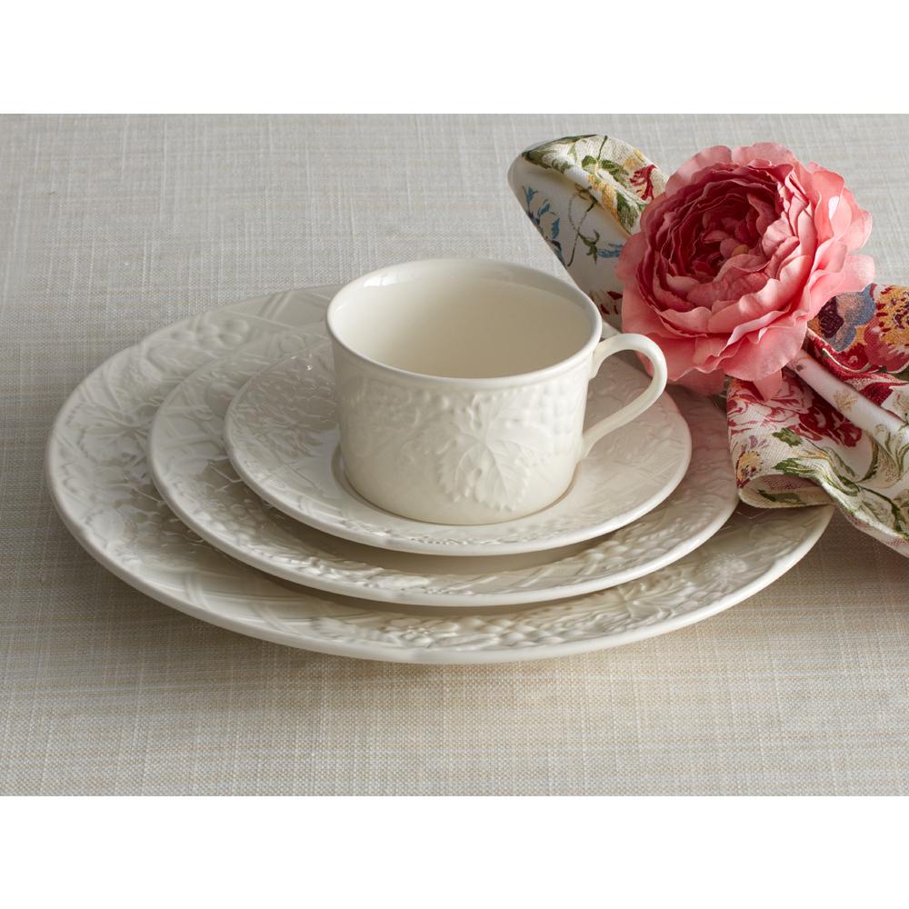 English Countryside 40 Piece Dinnerware Set, Service for 8