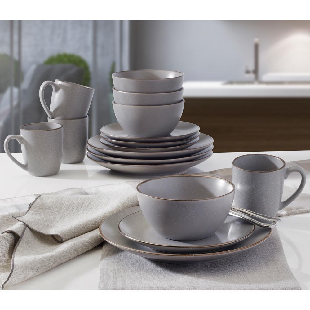 Juliana Gray 32 Piece Dinnerware Set