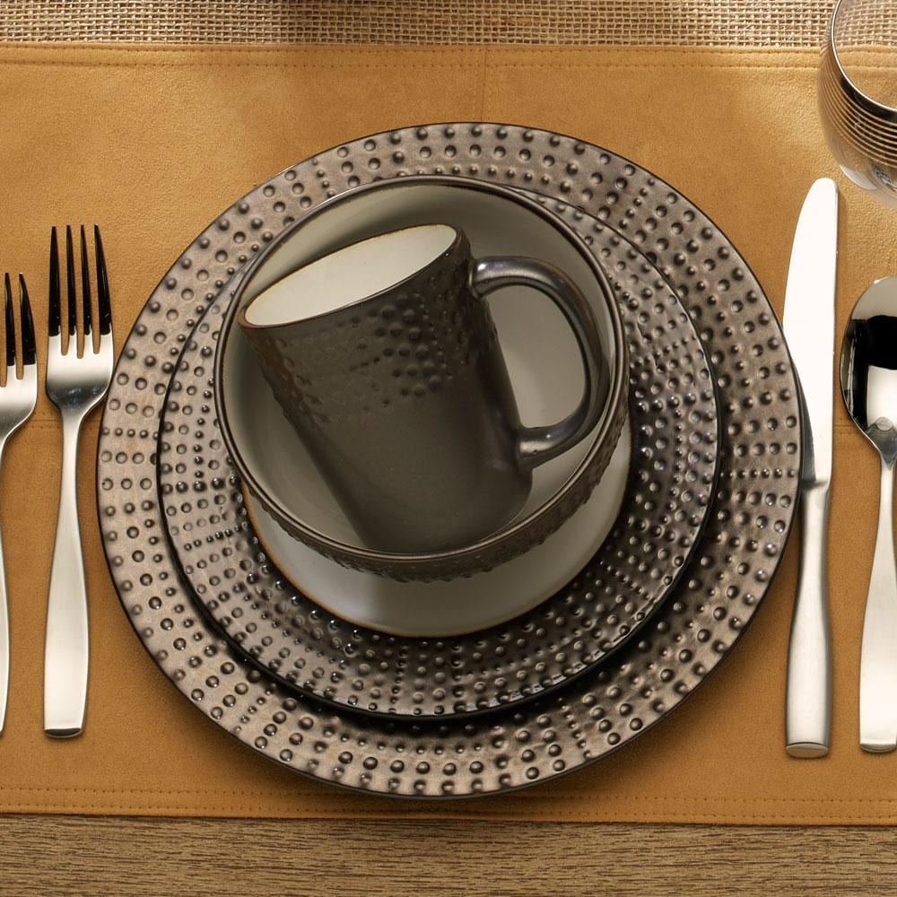 Metropolitan 32 Piece Dinnerware Set, Service for 8